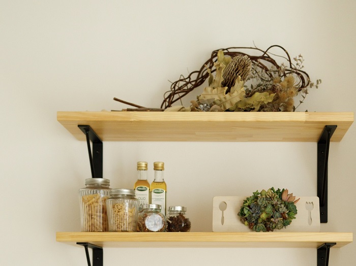 |ママン上越｜ナチュラル｜mamanの家｜可愛いおうち｜上越市｜糸魚川市｜妙高市｜デザイン住宅｜かわいいお家｜デザインコンクリート｜おしゃれな家｜Youtube｜ルームツアー│施工事例｜PCコーナー｜リモートワークスペース｜畳スペース｜和紙畳｜リビングドア｜カムホームドア｜創意工夫｜ソーイ｜Soi｜siesta｜シエスタ｜勾配天井｜PCカウンター｜Instagram｜基礎工事│建て方｜配管工事│上棟｜上棟式｜地鎮祭｜玄関ホール｜収納｜エイジング加工｜