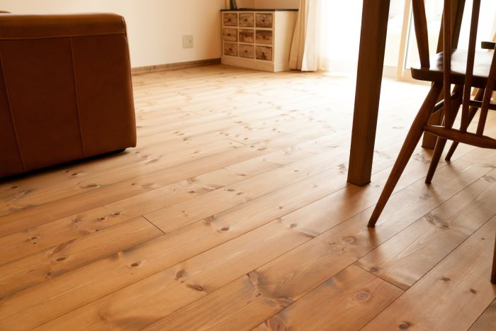 |ママン上越｜mamanの家｜可愛いおうち｜上越市｜糸魚川市｜妙高市｜デザイン住宅｜かわいいお家｜デザインコンクリート｜おしゃれな家│施工事例｜リモートワークスペース｜畳スペース｜リビングドア｜カムホームドア｜Soi｜siesta｜勾配天井｜PCカウンター｜玄関ホール｜